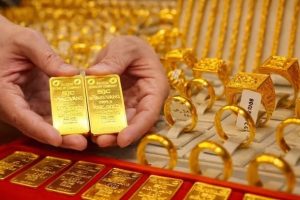 Tối 19-3, giá vàng, bạc chưa ngừng đà lao dốc không phanh