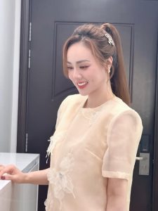 Vợ NSND Công Lý trải lòng sau hơn 4 năm chồng mắc bệnh nặng: “Phải gồng mình để đứng vững”